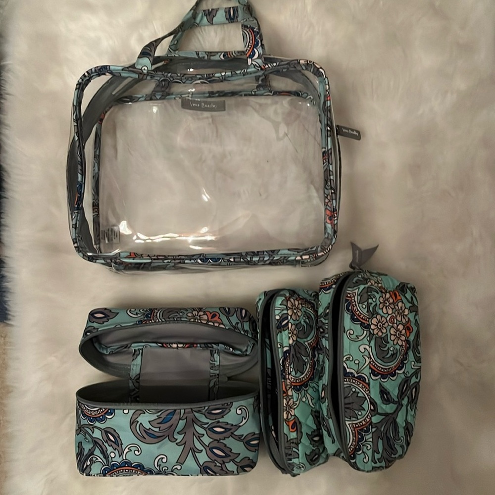 VERA BRADLEY FAN FLOWERS Make up travel set